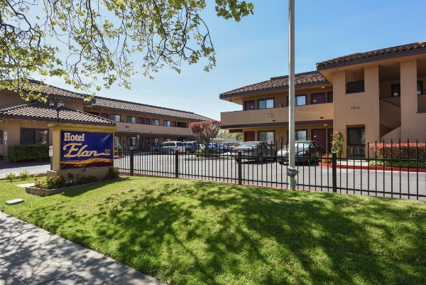 Signature Inn San Jose image 1
