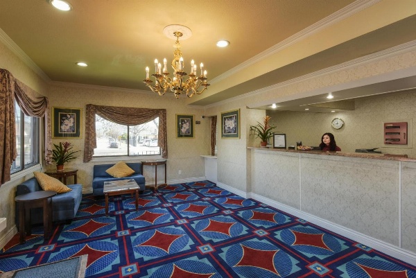 Signature Inn San Jose image 3